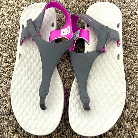 Size 9 women’s Columbia sandals nwot - Picture 3 of 3